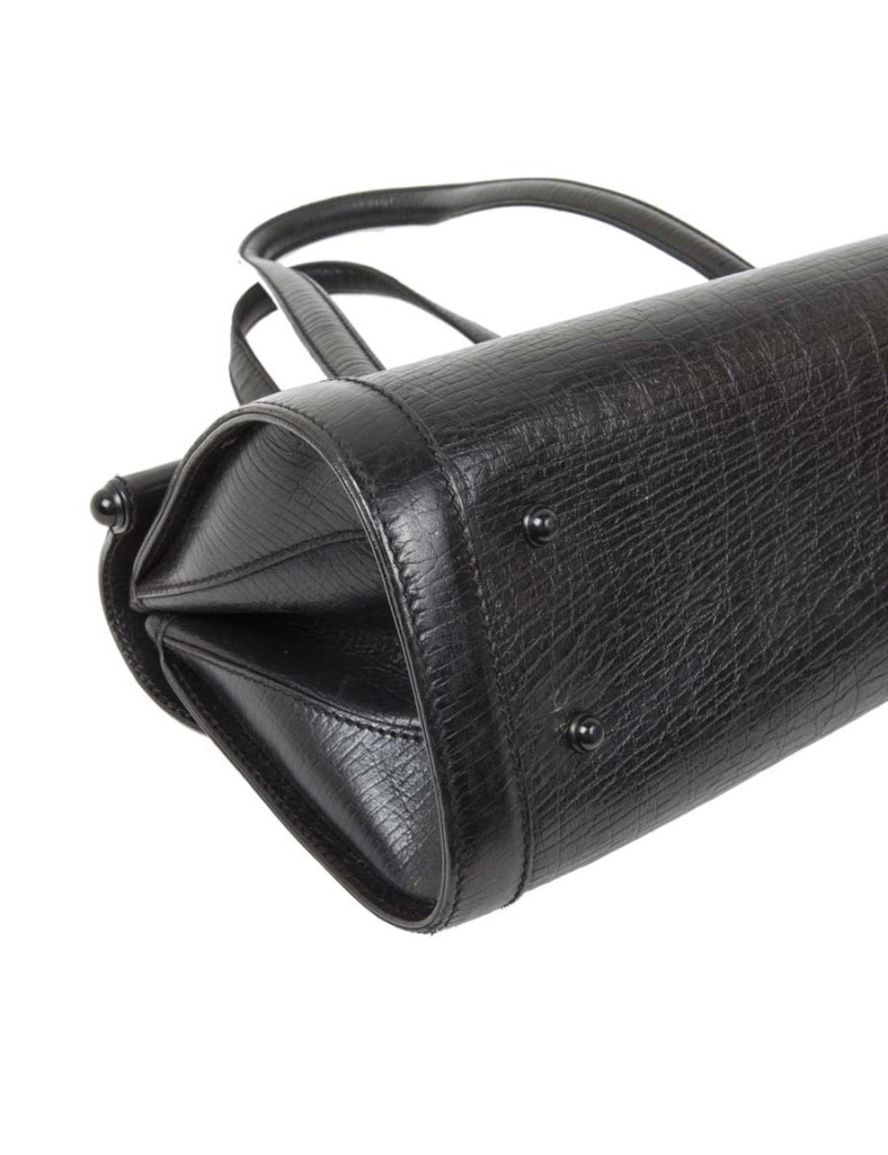 GUCCI black grained leather Vintage bamboo bag