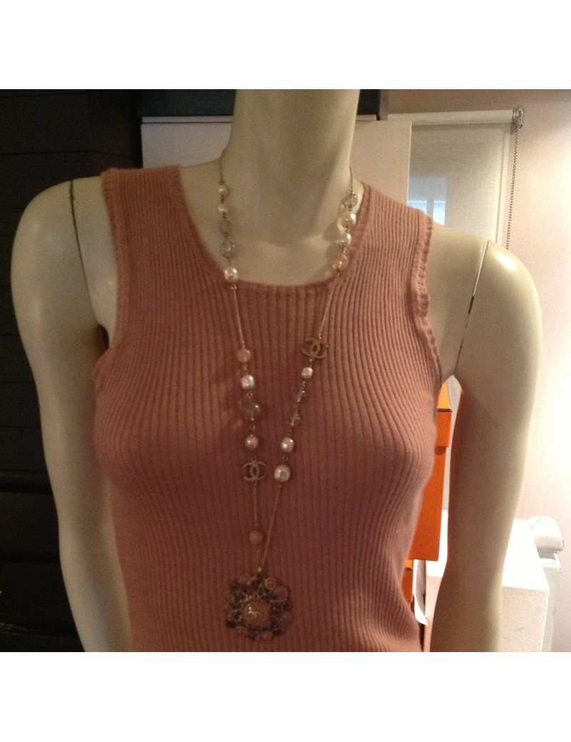 Sautoir CHANEL perles multicolores et bijou
