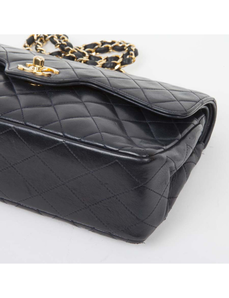 Blue quilted CHANEL bag Navy Vintage