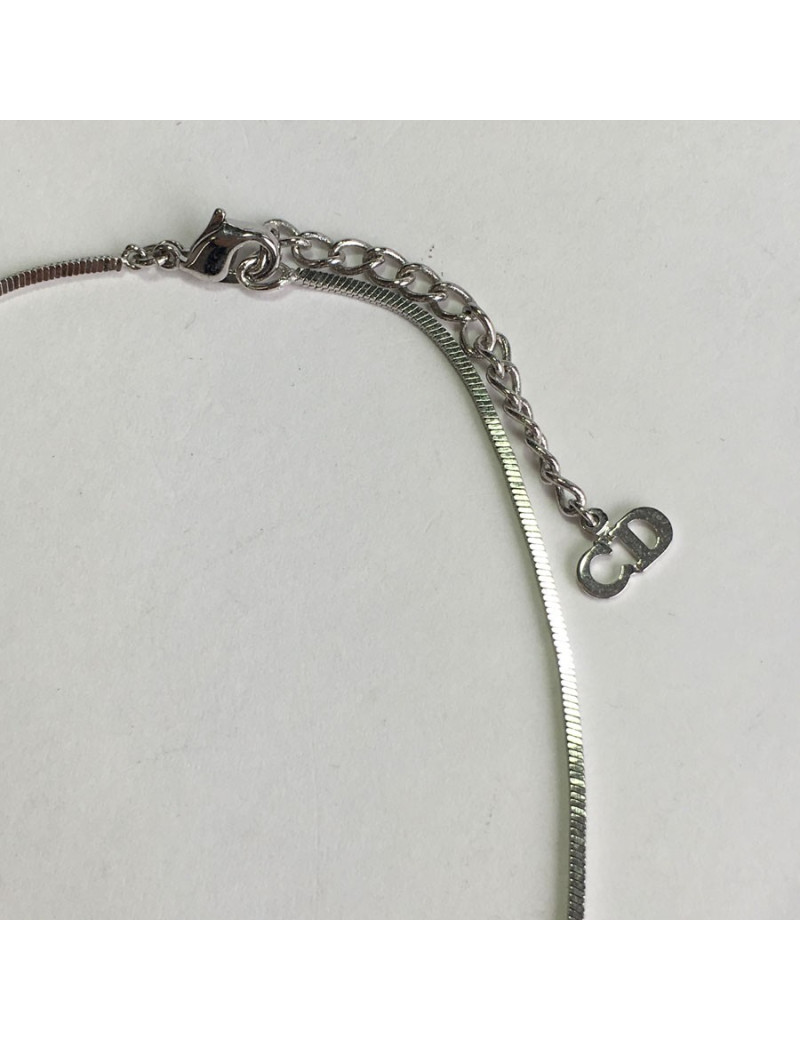Collier DIOR monogram en métal argenté et émail rose