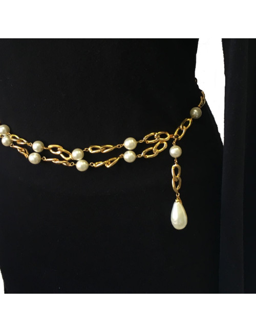 Ceinture  sautoir CHANEL vintage en perles nacrées et métal doré