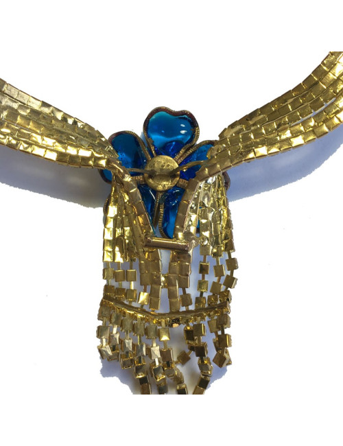 Collier ras de cou MARGUERITE de VALOIS fleur bleu saphir clair, strass et perles nacrées