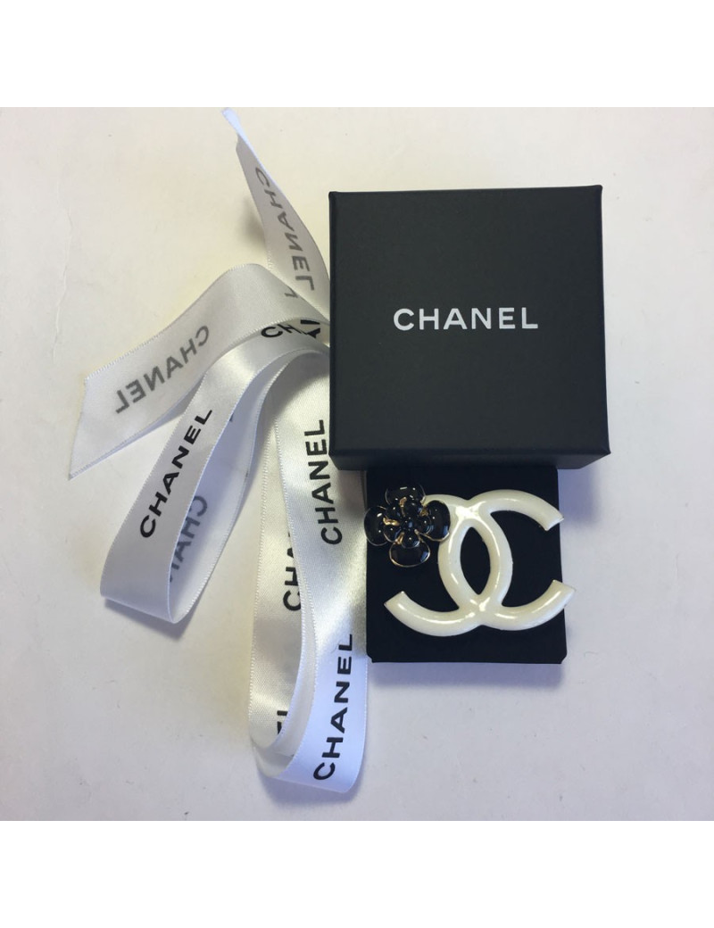 Broche CHANEL