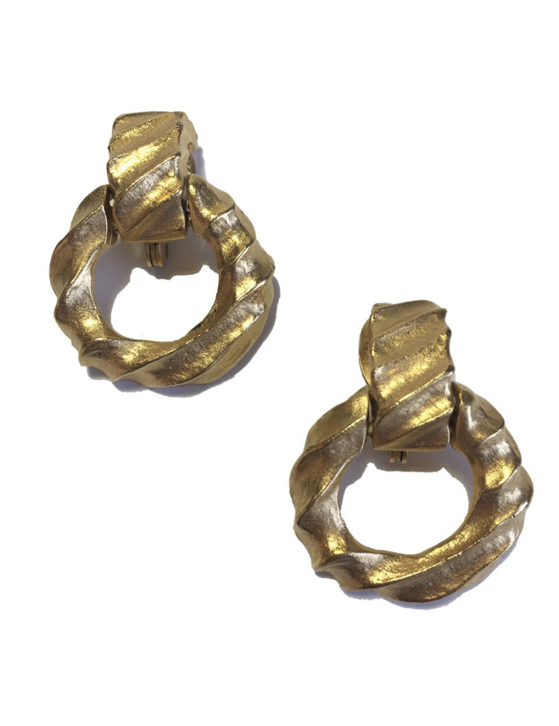 GIVENCHY clip-on earrings in matte gilded metal