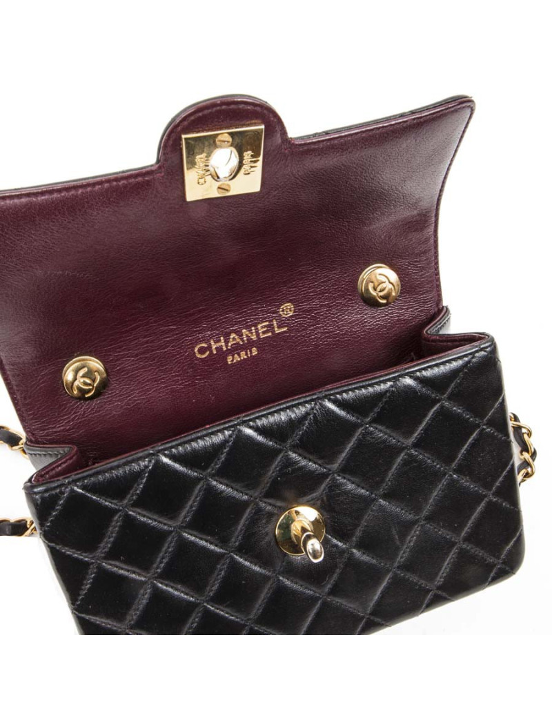 Mini sac CHANEL cuir d'agneau lisse matelassé noir