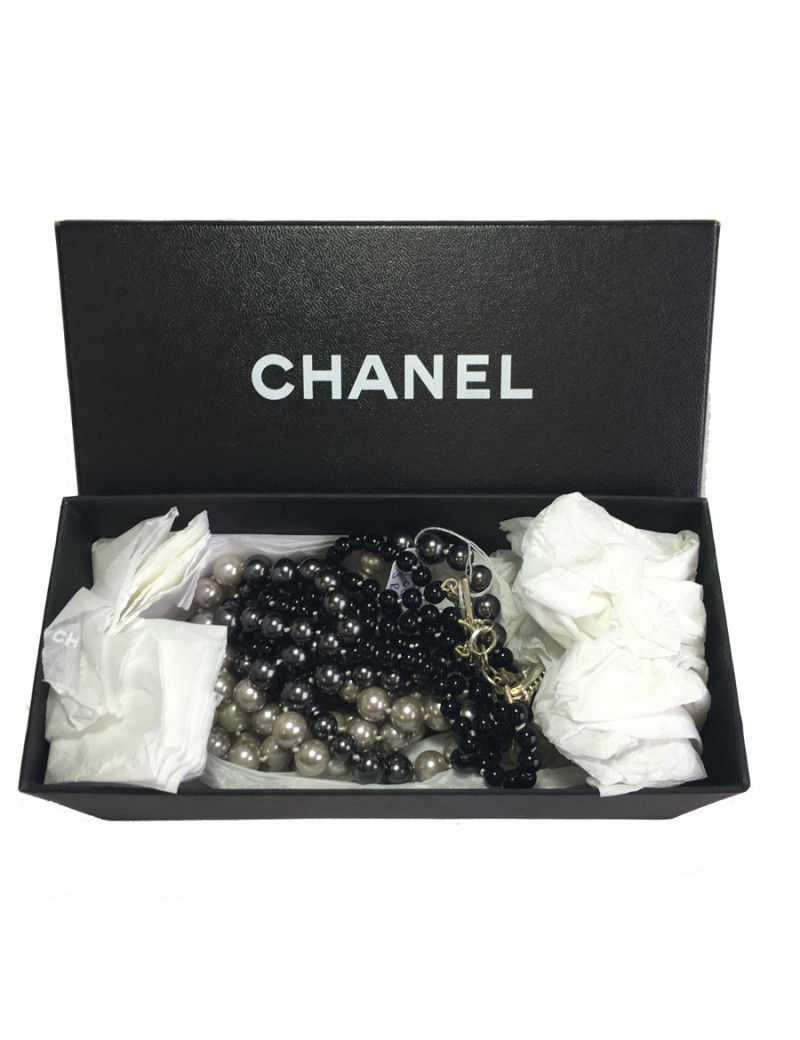 CHANEL 5 rows of pearls necklace
