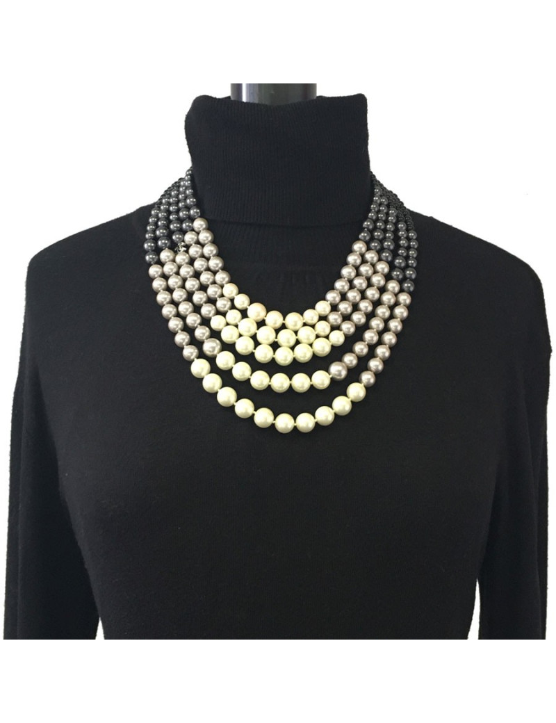 Collier 5 rangs CHANEL en perles nacrées beige, gris, anthracite et noir