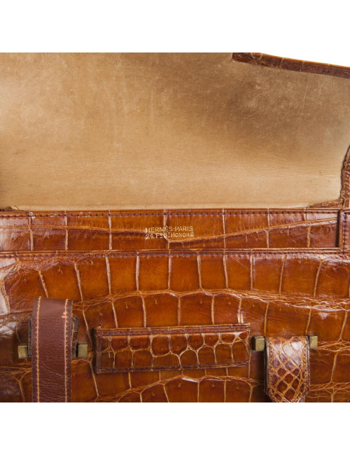 HERMES Vintage '24 faubourg' handbag in camel aligator