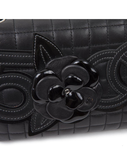 Wand CHANEL black quilted lambskin bag