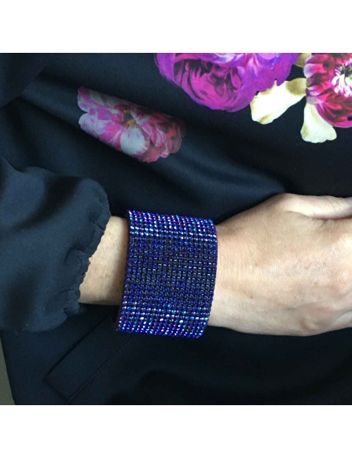 Manchette DANIEL SWAROVSKI sur crystal mesh violet