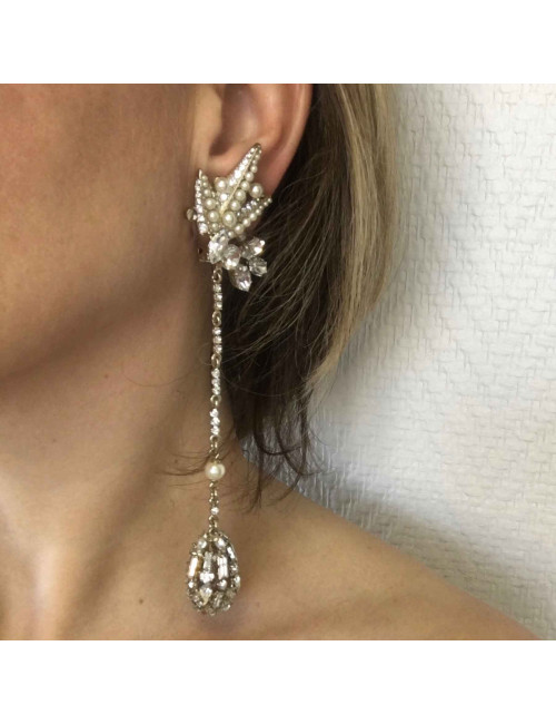 Boucles d'oreille clips pendantes anonyme en strass, perles et brillants