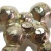 Broche CHANEL CC en métal doré et perles nacrées