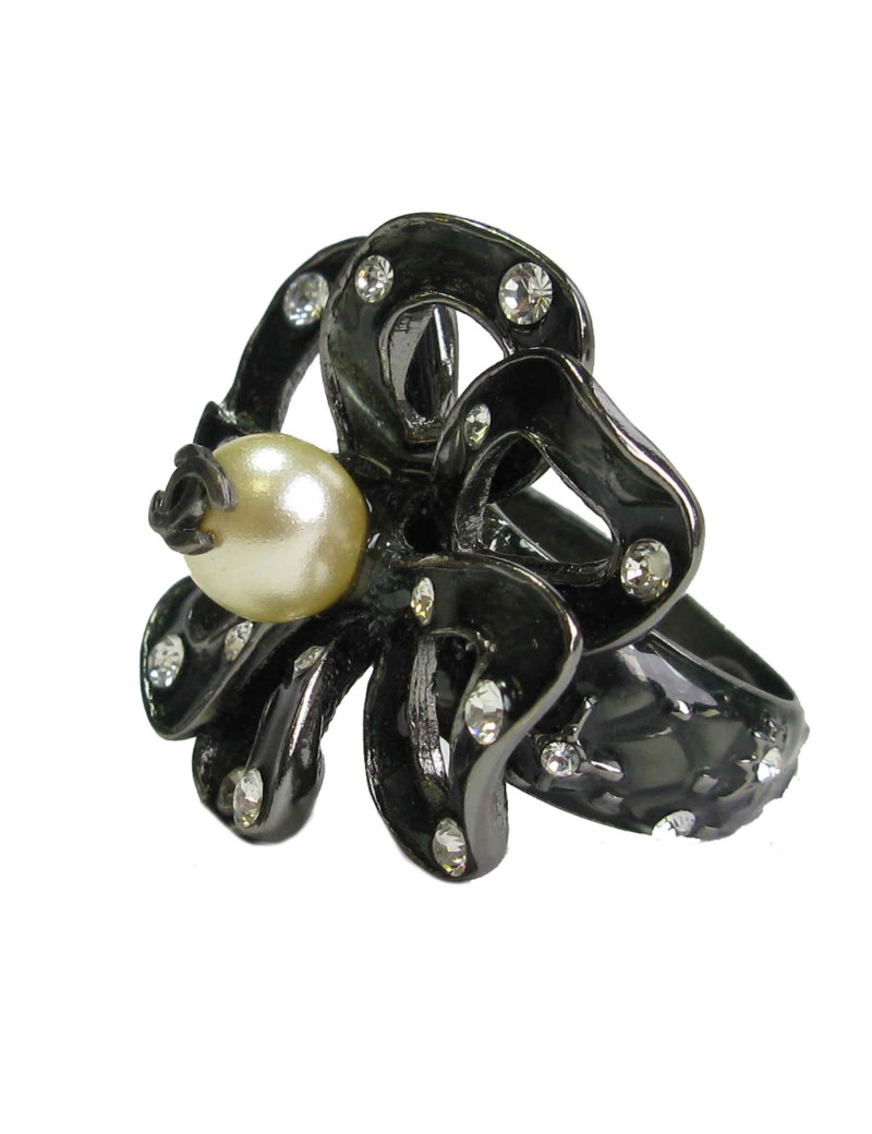 Bague fleur CHANNEL avec perle et strass
