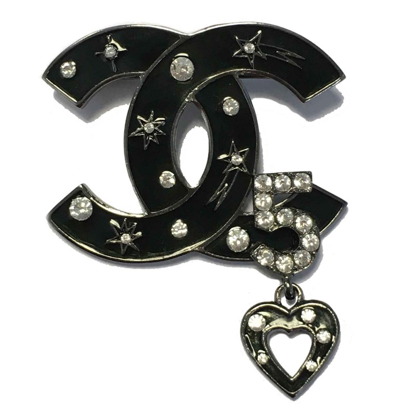 CHANEL CC Brooch in silver plated metal and black enamel - VALOIS