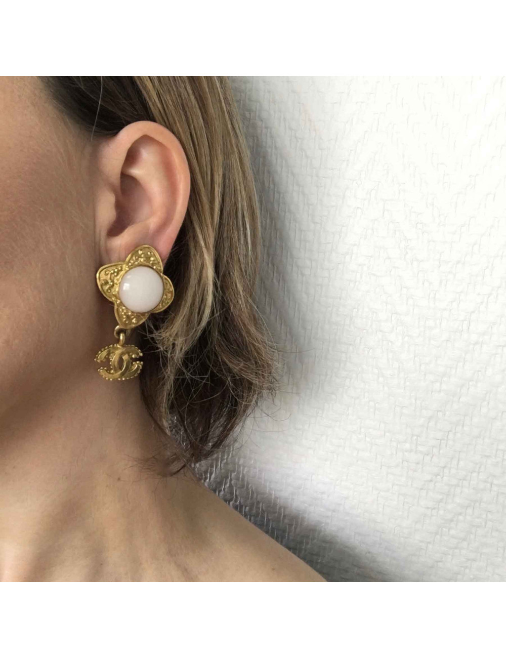 Boucles d'oreille Clips CHANEL vintage