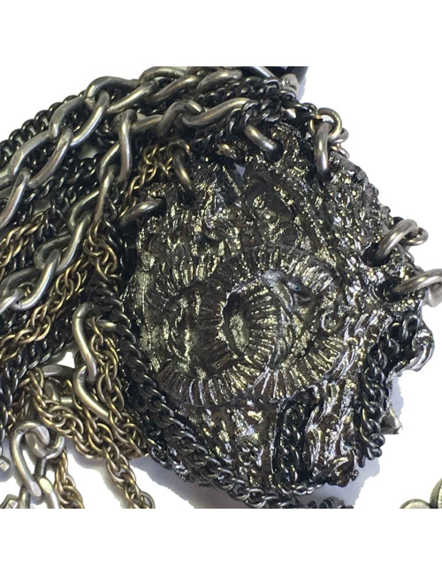 Serre-tête CHANEL "Paris-Venise" multi chaîne en argentées et dorées, perles noires et tête de lion