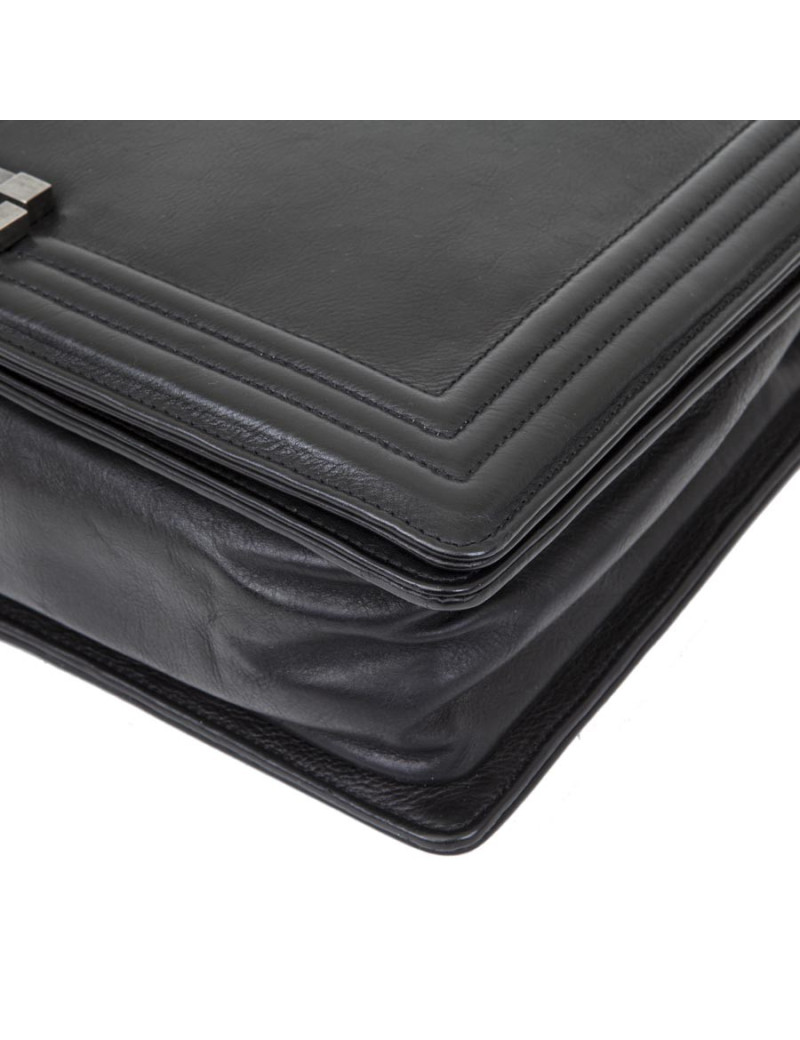 Sac Boy CHANEL noir Collector 