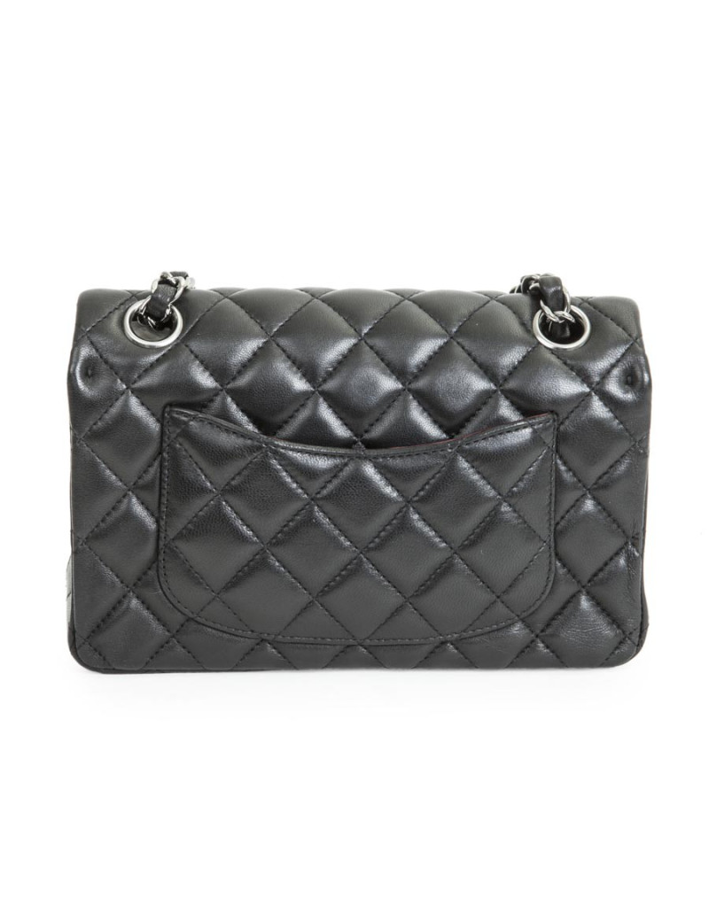 Mini sac CHANEL  cuir d'agneau lisse matelassé noir