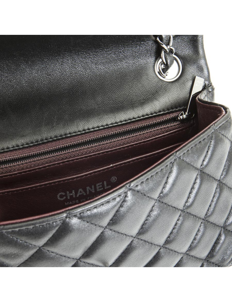 CHANEL mini 'Timeless' flap bag in quilted black smooth lamb leather