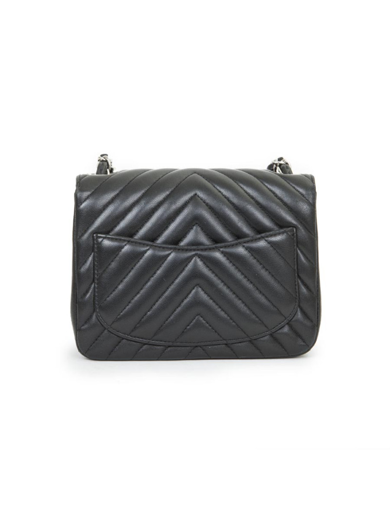 Mini sac CHANEL  cuir d'agneau lisse d'matelassé noir