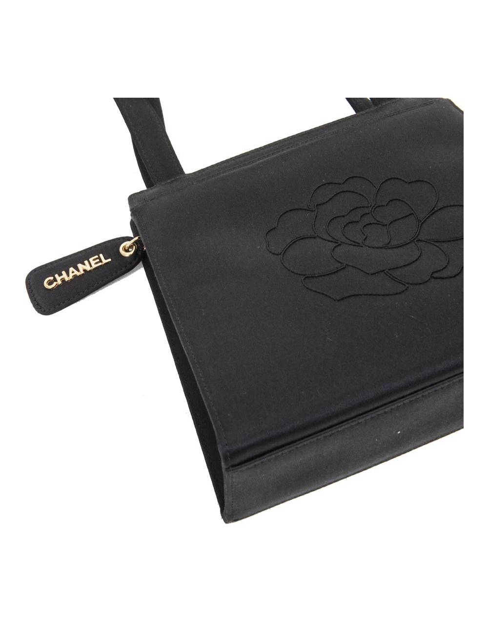 Sac Chanel en satin de soie noir