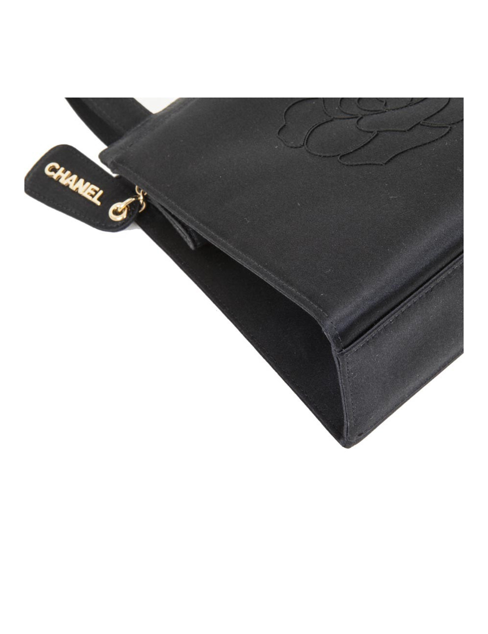 Sac Chanel en satin de soie noir