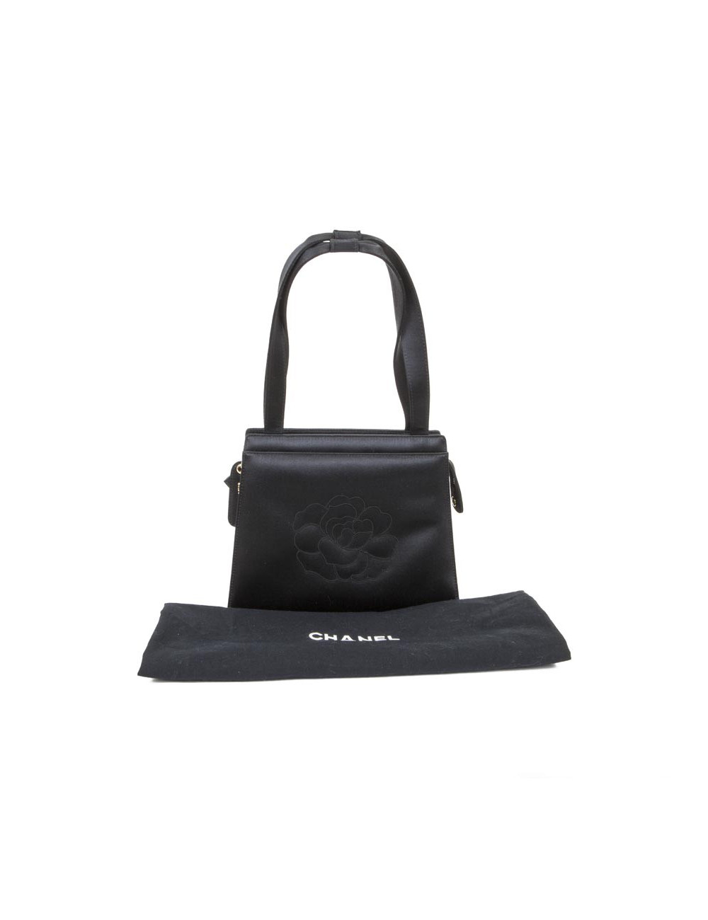 Sac Chanel en satin de soie noir