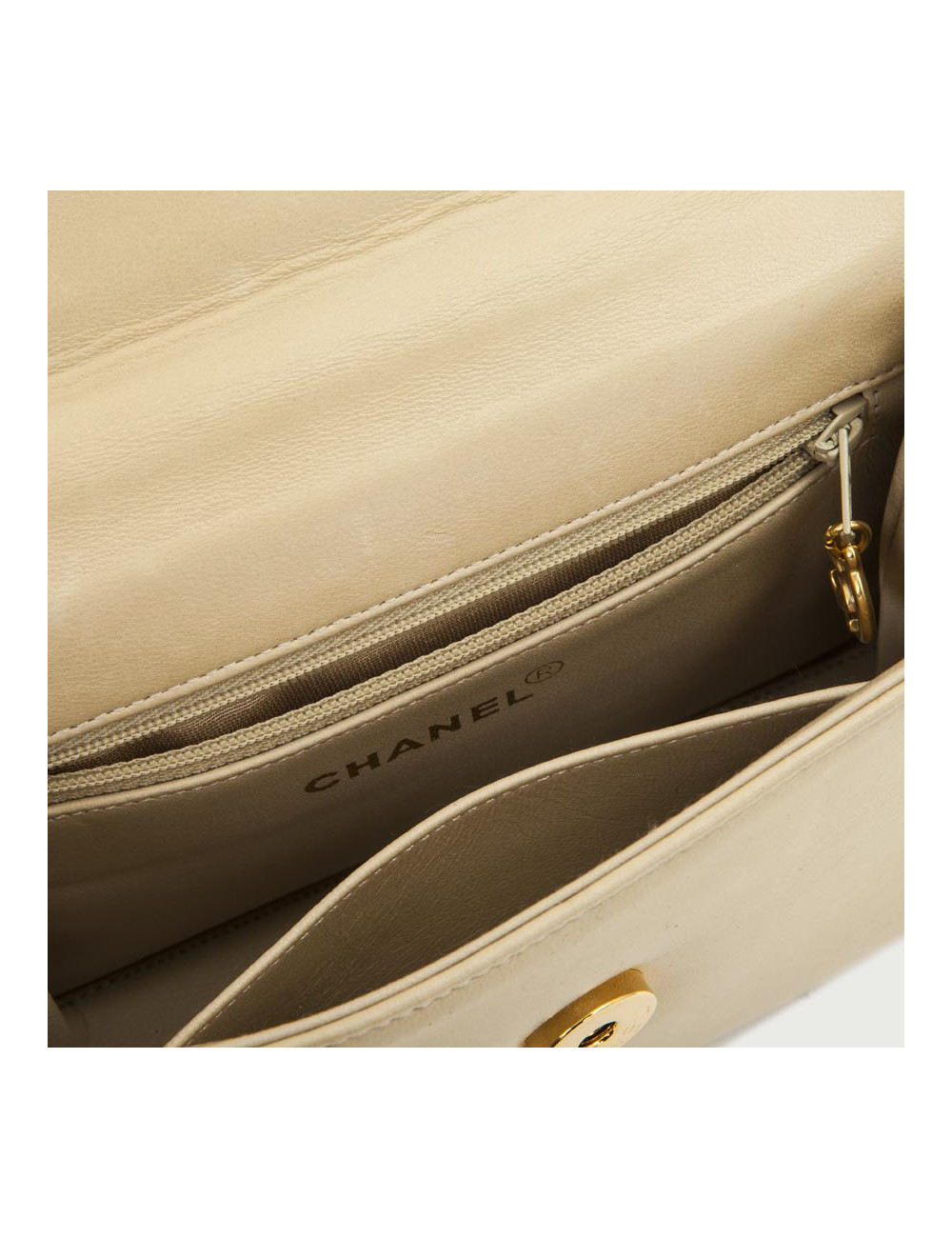 Sac Chanel cuir d'agneau lisse beige