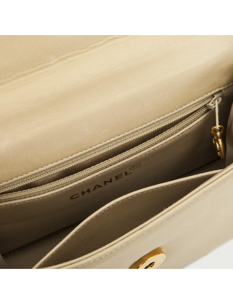 Sac Chanel cuir d'agneau lisse beige