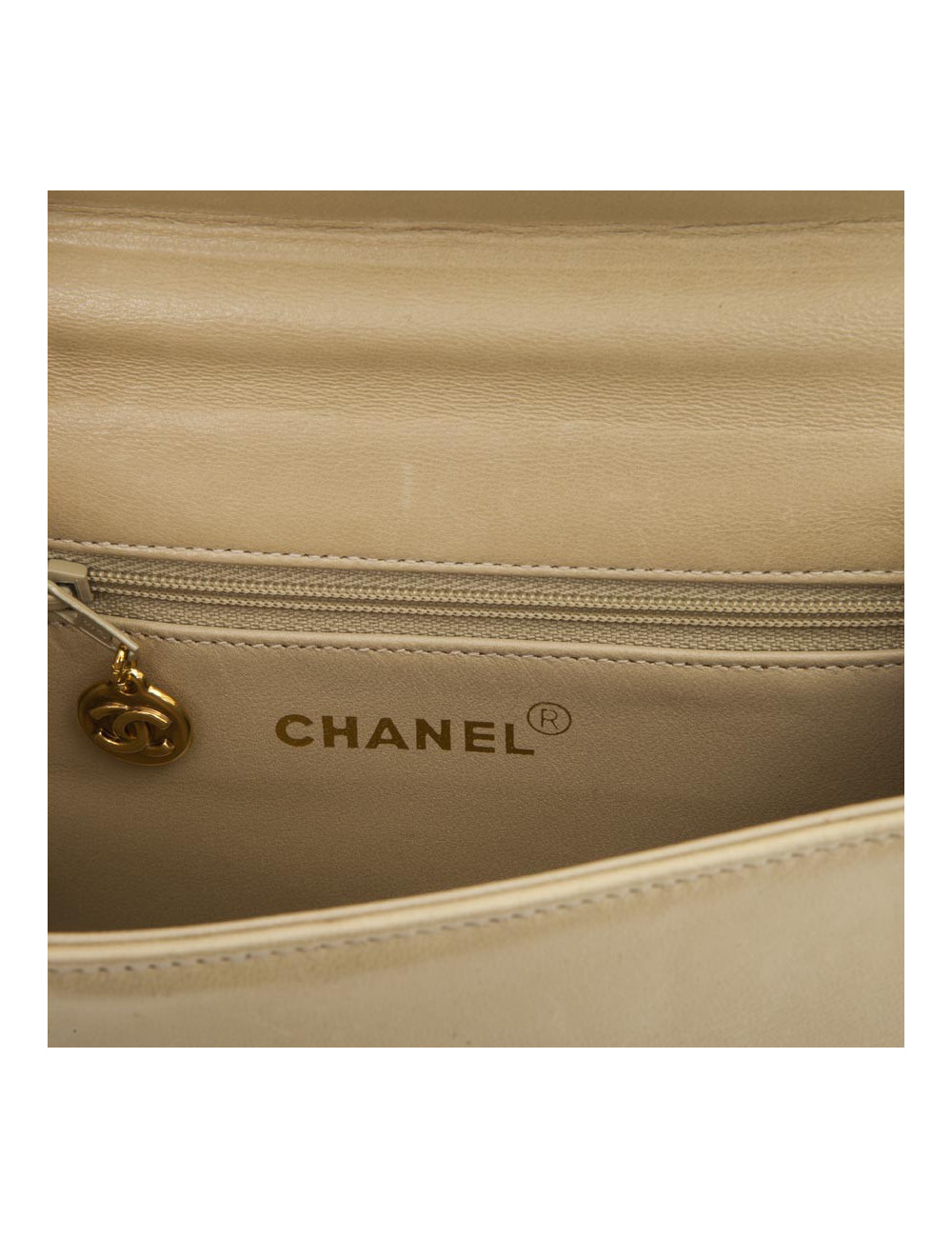 Sac Chanel cuir d'agneau lisse beige
