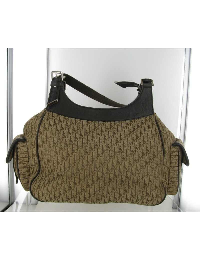 Sac DIOR en toile monogrammée