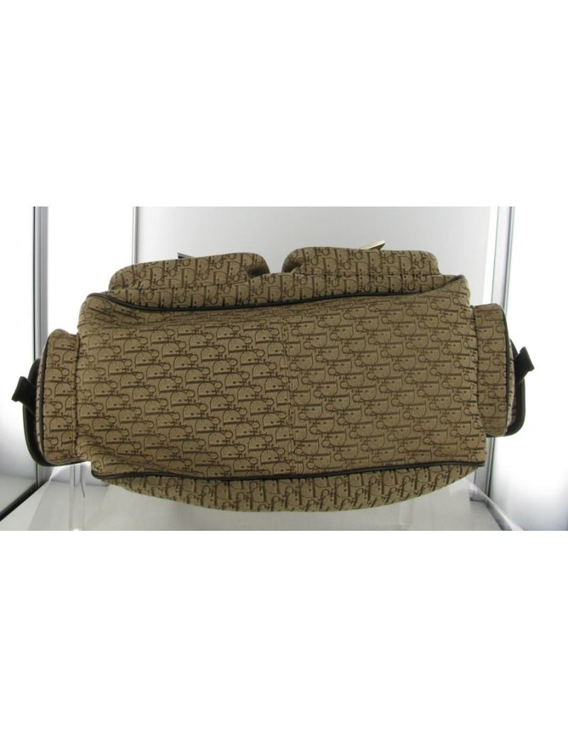 Sac DIOR en toile monogrammée