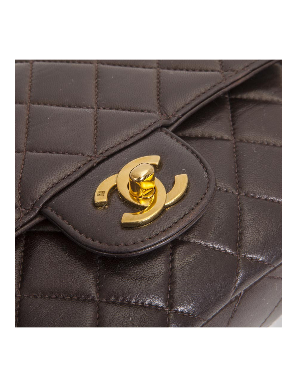 Sac cartable CHANEL cuir d'agneau matelassé marron