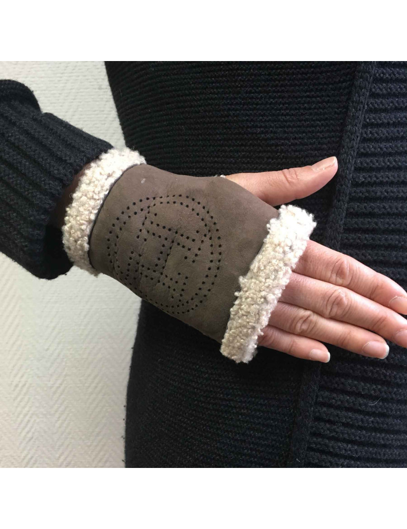 Mitaines HERMES en peau retournée T7,5