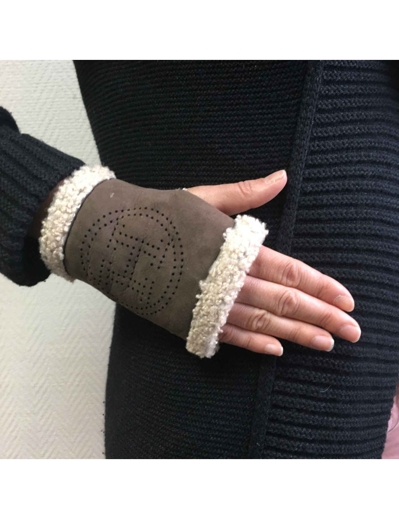 Mitaines HERMES en peau retournée T7,5
