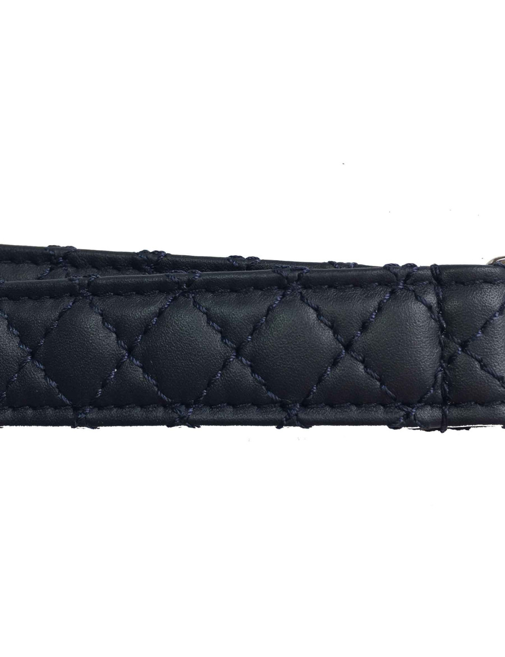 CHANEL key holder in quilted dark blue leather