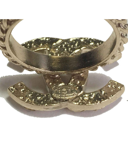 Bague CHANEL T52,5 motif chaine en métal doré 