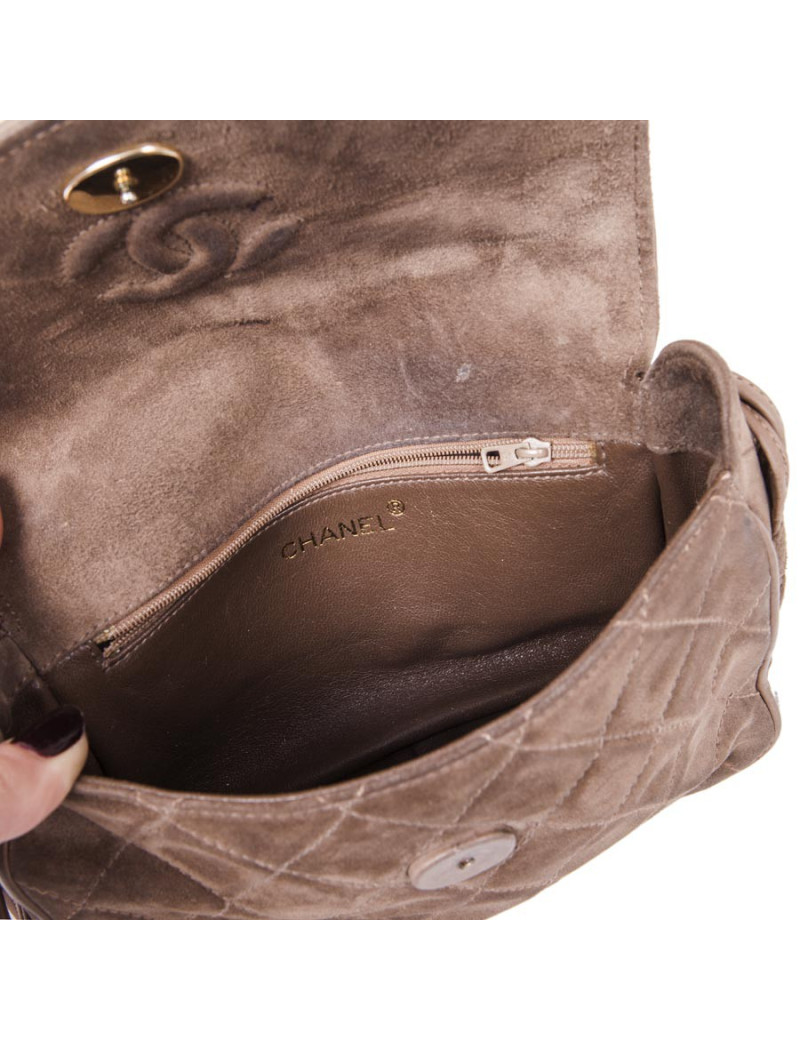 Sac CHANEL vintage en veau velours beige