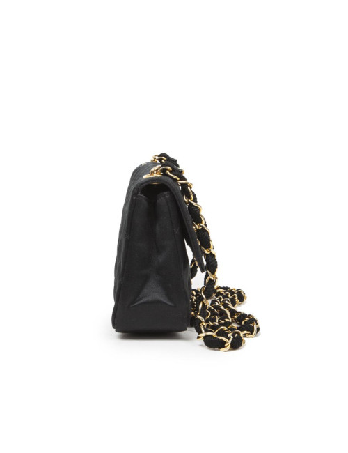 Mini sac du soir CHANEL en satin de soie matelassé noir