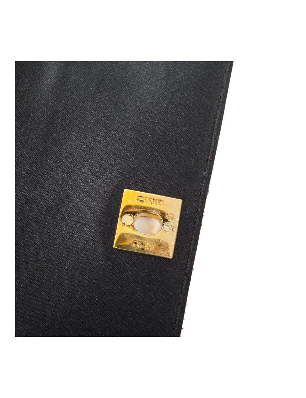 Mini sac du soir CHANEL en satin de soie matelassé noir