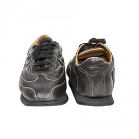 Sneakers HERMES T 44 en cuir noir