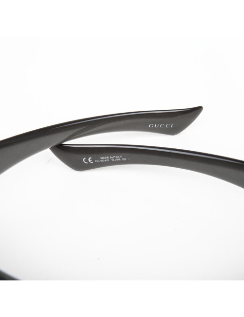 Lunettes de soleil GUCCI noir