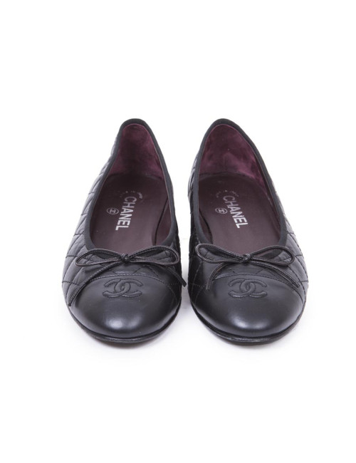 Ballérines CHANEL T 40 en cuir d'agneau noir matelassé