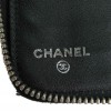 Portefeuille pochette CHANEL zippée vernie noire