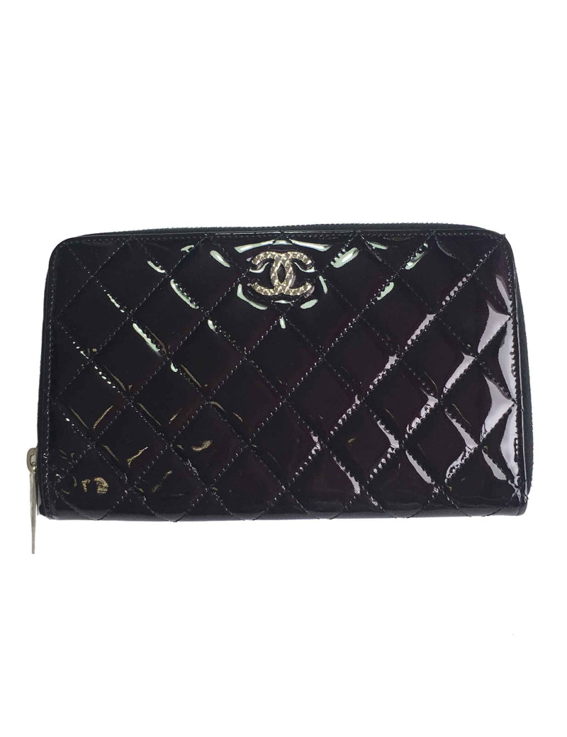 Portefeuille pochette CHANEL zippée vernie noire