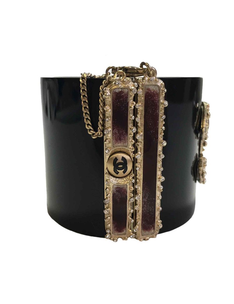 Manchette chanel noire CC métal doré et résine bordeaux