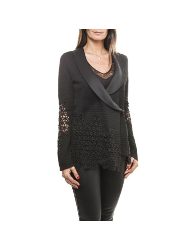 Long gilet  chanel t 38 noir et dentelle