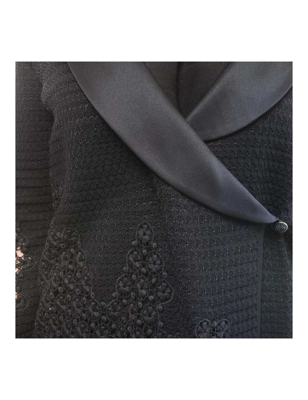 Long gilet  chanel t 38 noir et dentelle