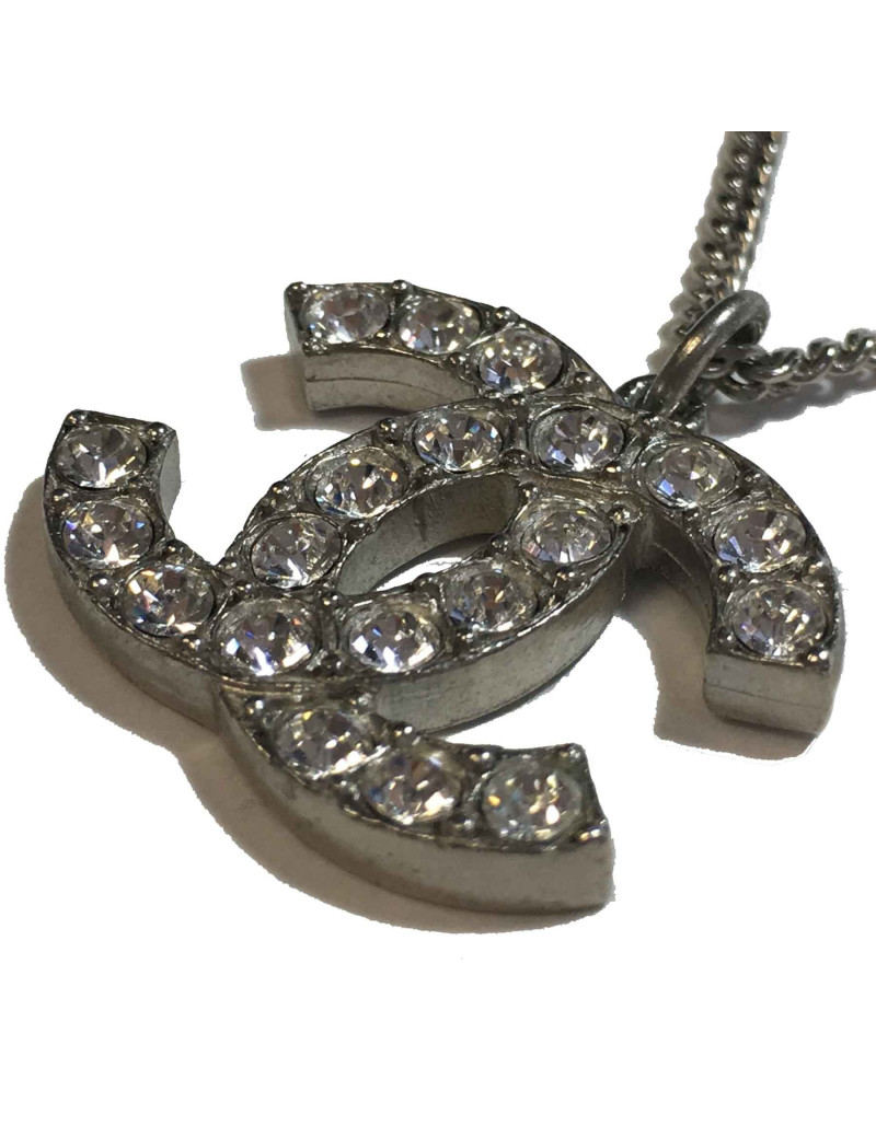 Collier CHANEL CC strass métal argenté