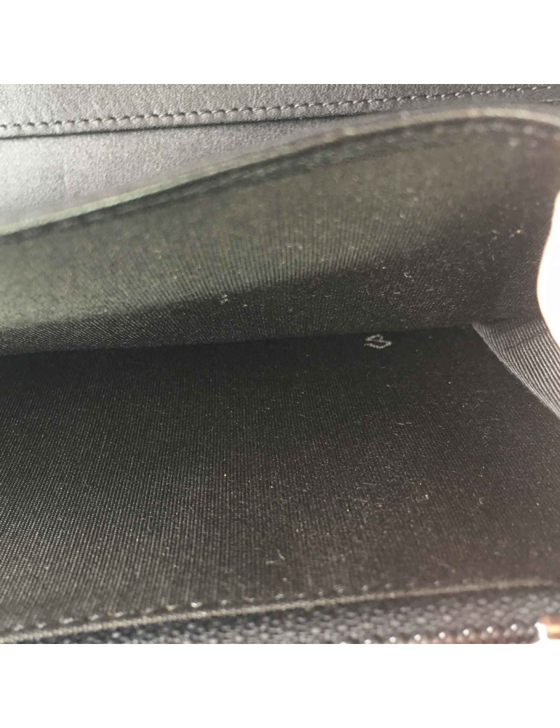 Portefeuille pochette CHANEL zippée vernie noire